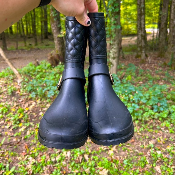 Mid calf quilted pattern Capellini Rain boots Women’s size 10 - Picture 3 of 5